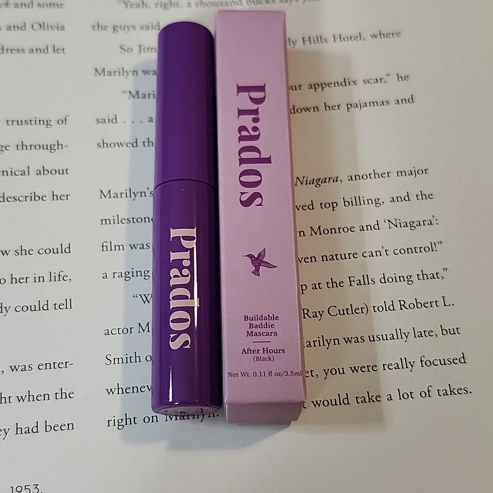 PRADOS BUILDABLE BADDIE MASCARA- AFTER HOURS(BLACK)